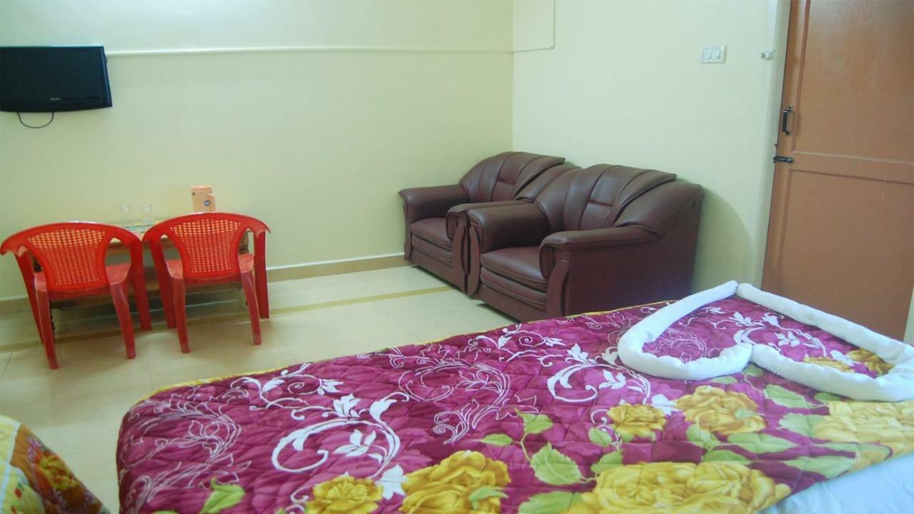 Mahathi Resort And Spa Yelagiri Dış mekan fotoğraf